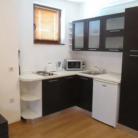 Phoenix I Alexander Services Apartamento *