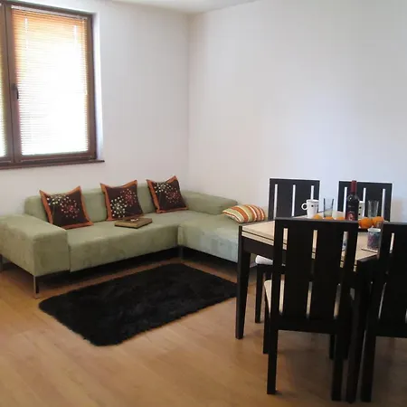 Phoenix I Alexander Services Apartamento
